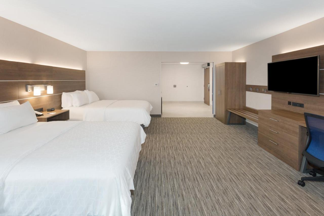Holiday Inn Express Hotel & Suites Ottawa Airport By Ihg Dış mekan fotoğraf