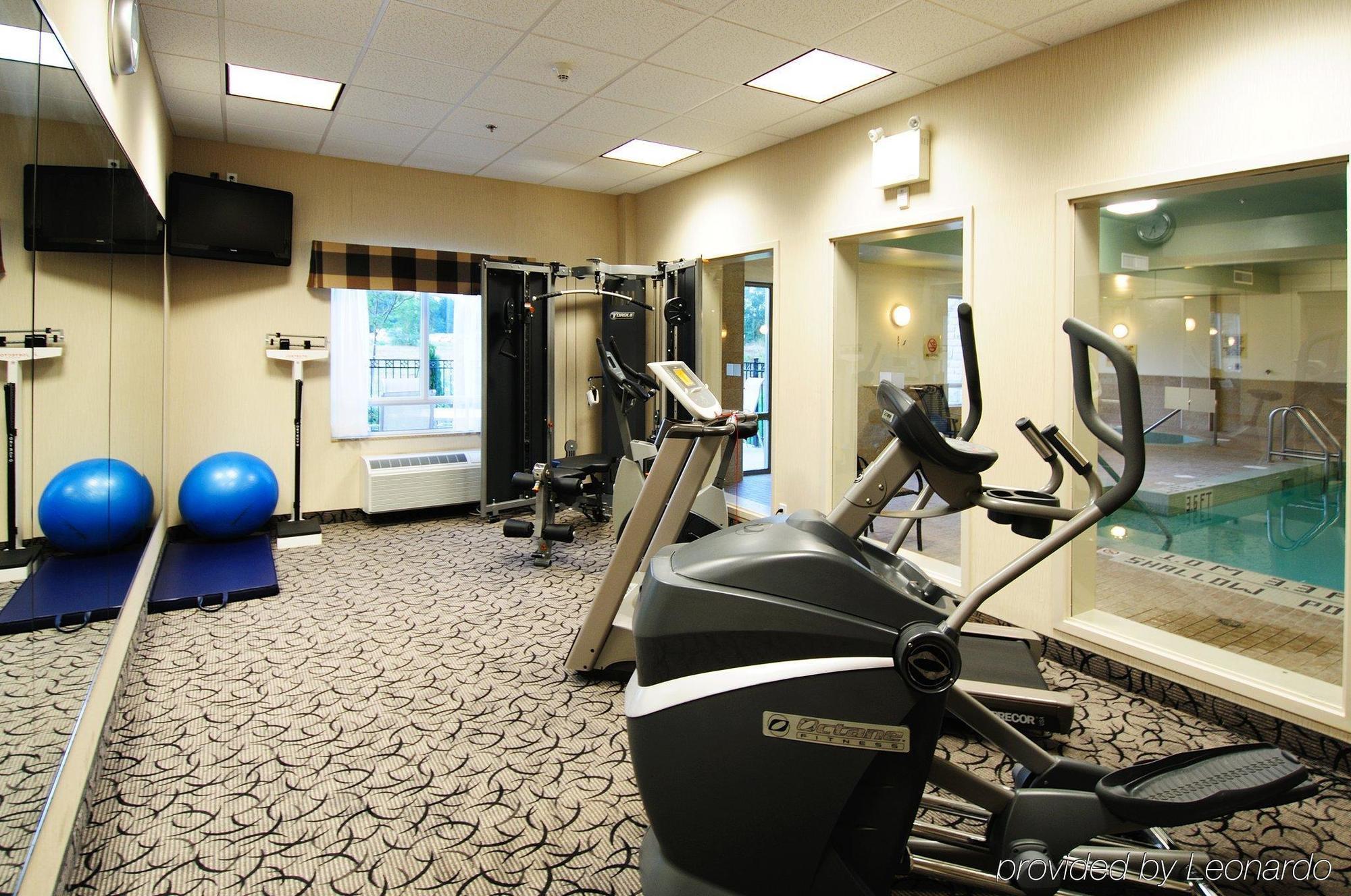 Holiday Inn Express Hotel & Suites Ottawa Airport By Ihg Dış mekan fotoğraf